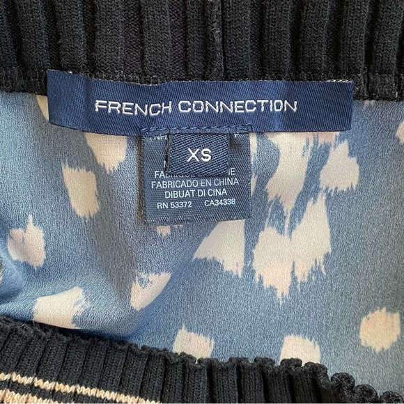 French Connection Speckled Cheetah Mock Neck Blouse, Size XS, NWOT - Picture 6 of 7